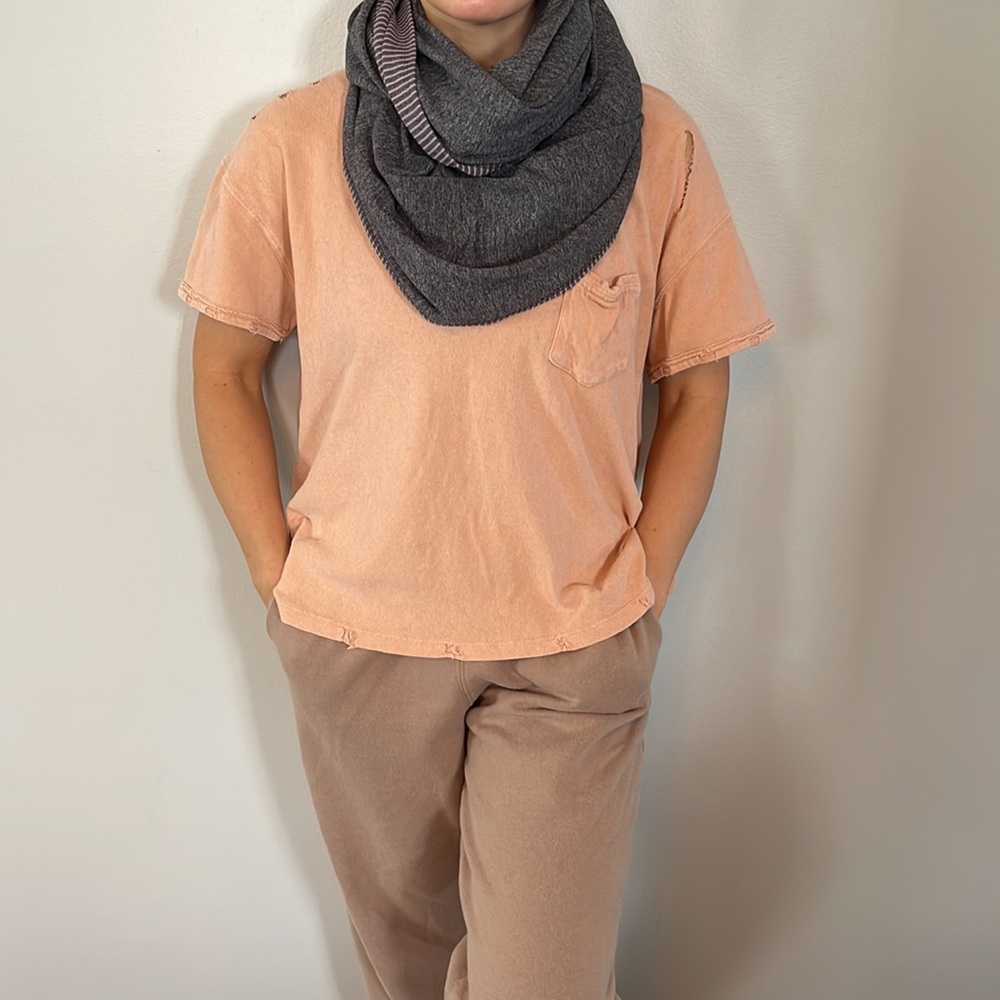 Lululemon Reversible Infinity Scarf - Picture 4 of 5